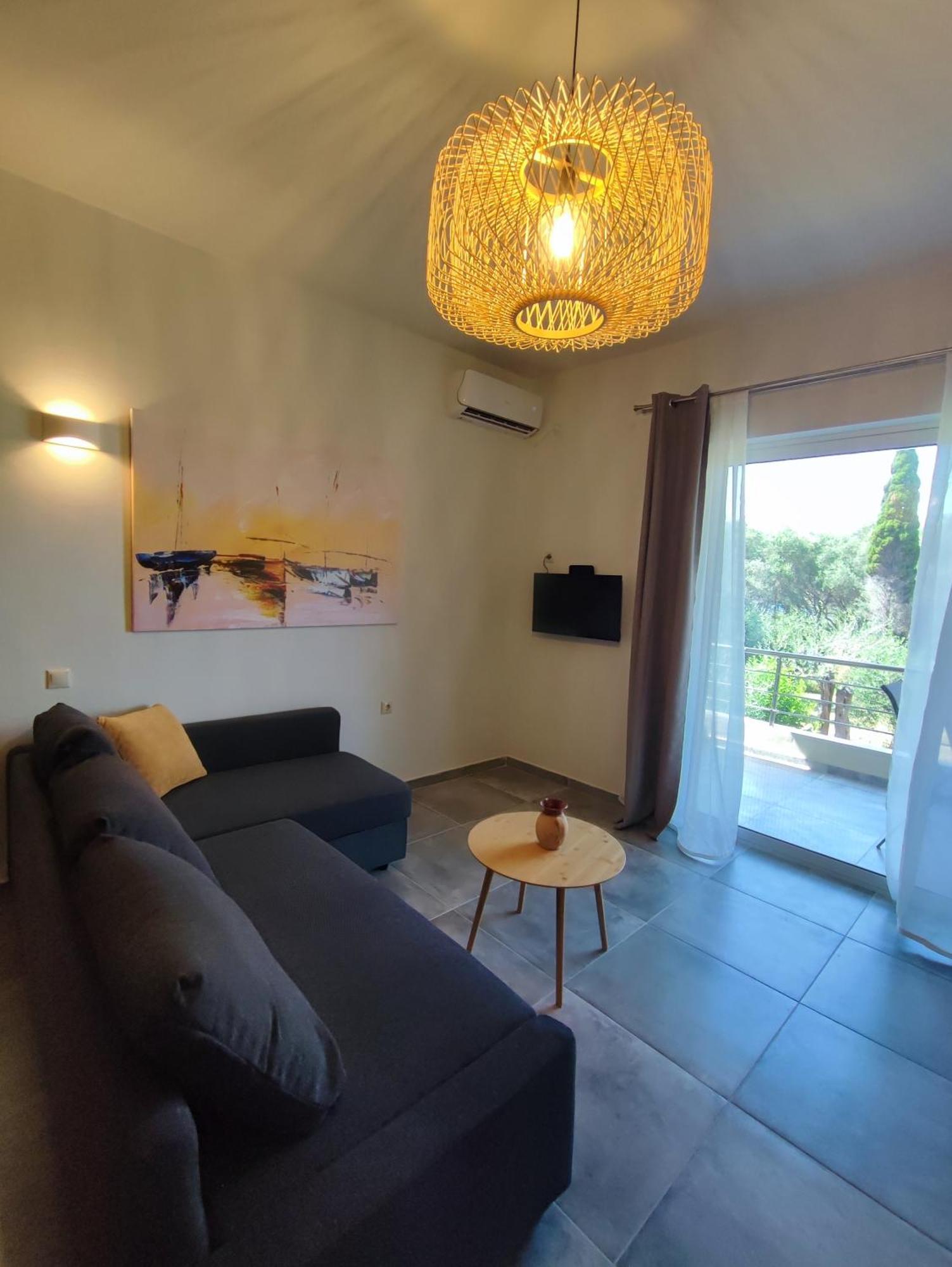 Coritos Holiday Apartments Kontokali Buitenkant foto
